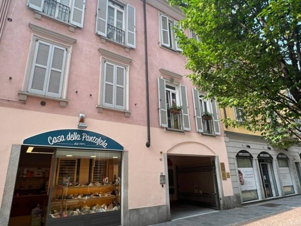 appartamento in affitto a Varese in zona Biumo