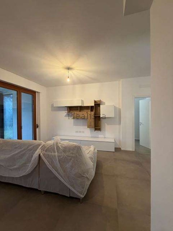 appartamento in affitto a Varese in zona Bobbiate