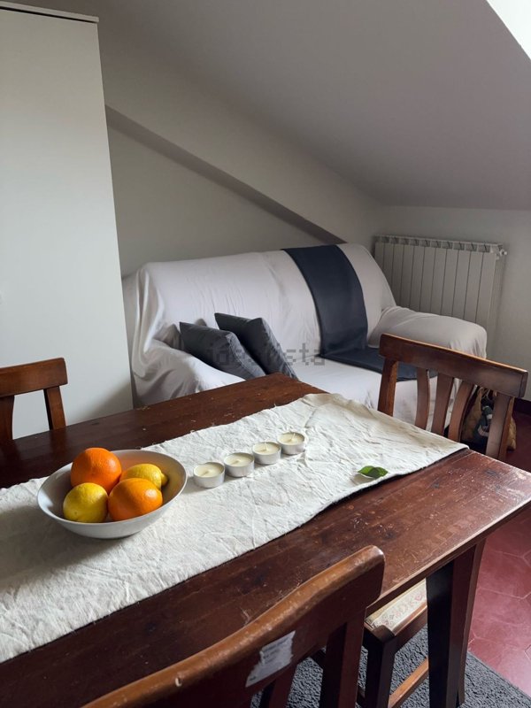 appartamento in affitto a Varese in zona Giubiano