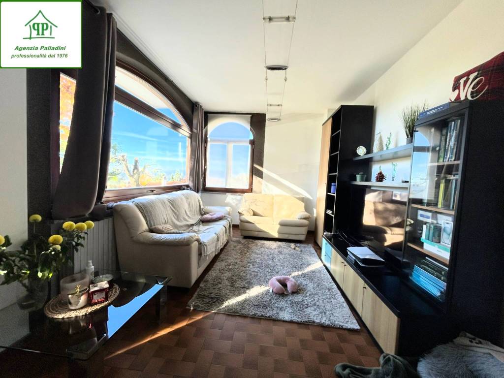 appartamento in affitto a Varese in zona Bosto