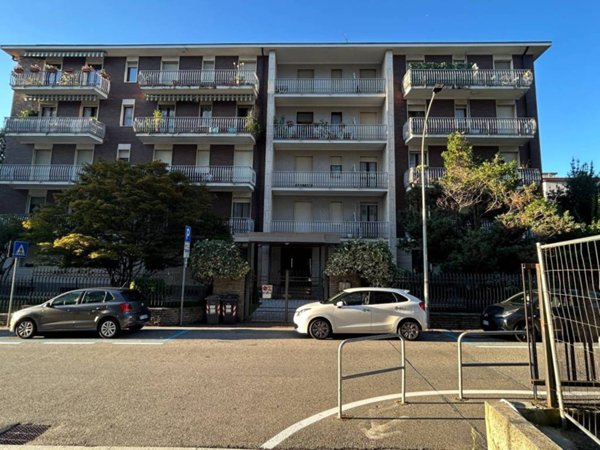 appartamento in affitto a Varese in zona Giubiano
