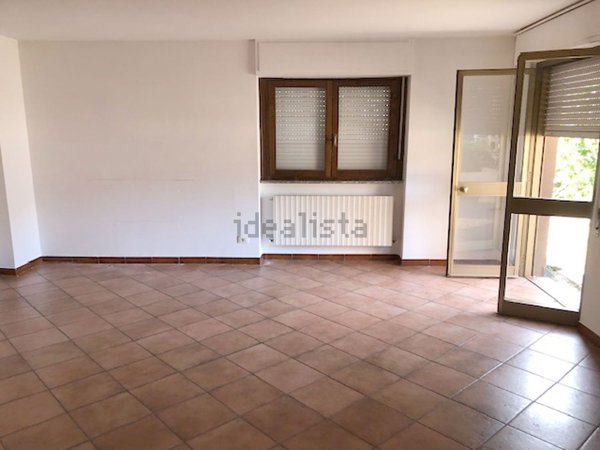 appartamento in affitto a Varese in zona Via Crispi