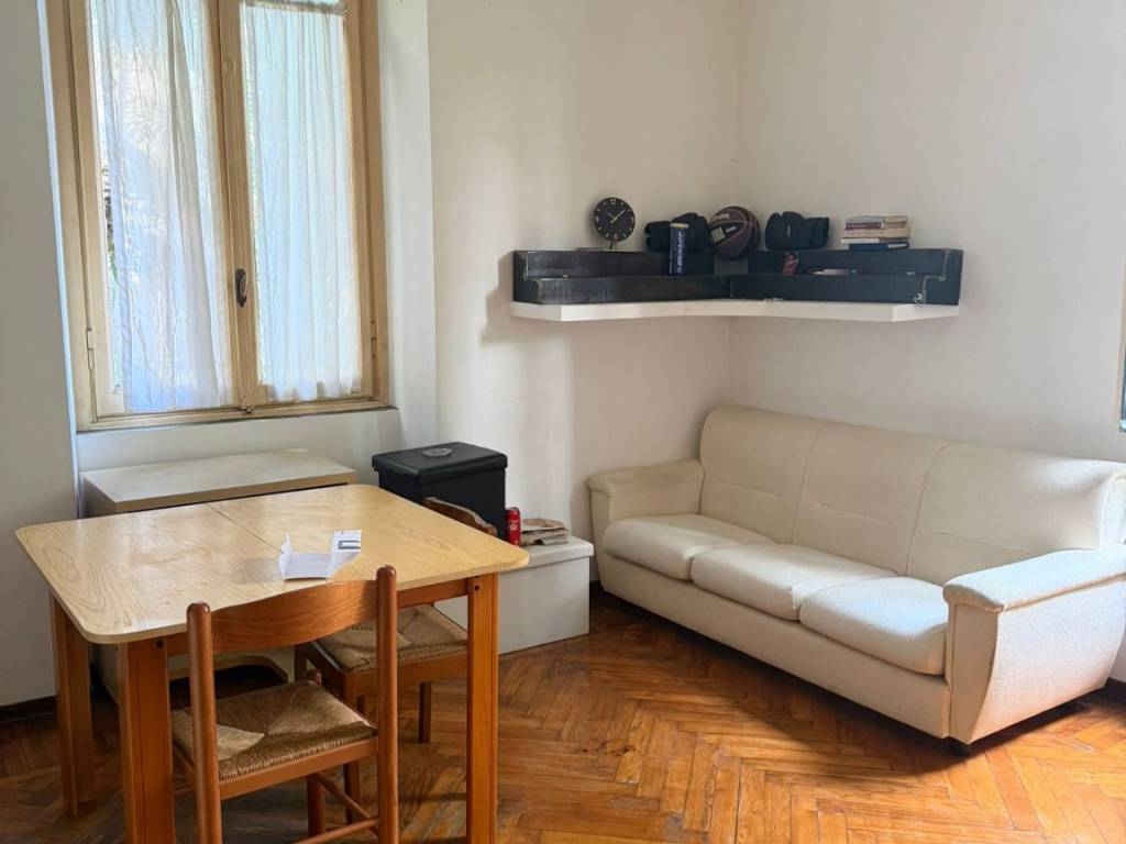 appartamento in affitto a Varese in zona Centro Città