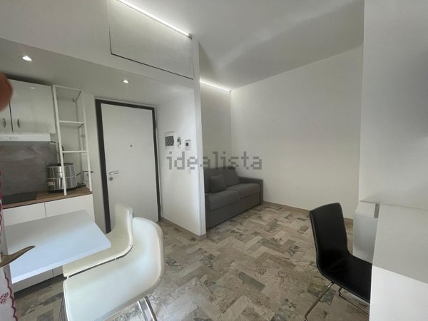 ufficio in affitto a Varese in zona Brunella