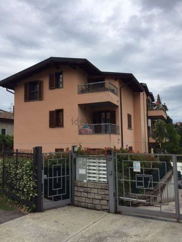 appartamento in affitto a Varese in zona Giubiano