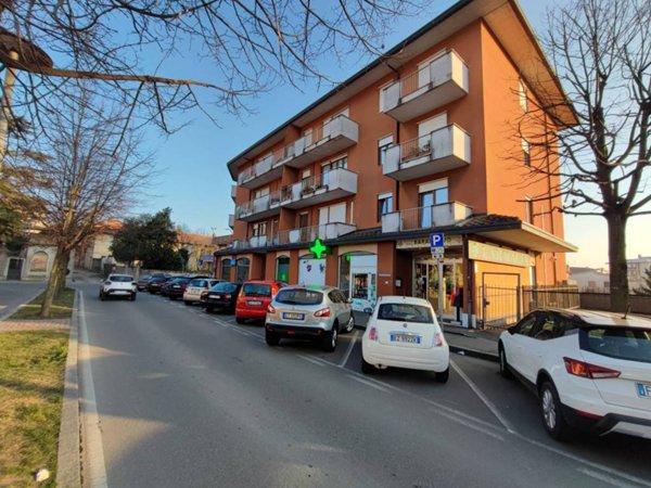 appartamento in affitto a Varese in zona Giubiano