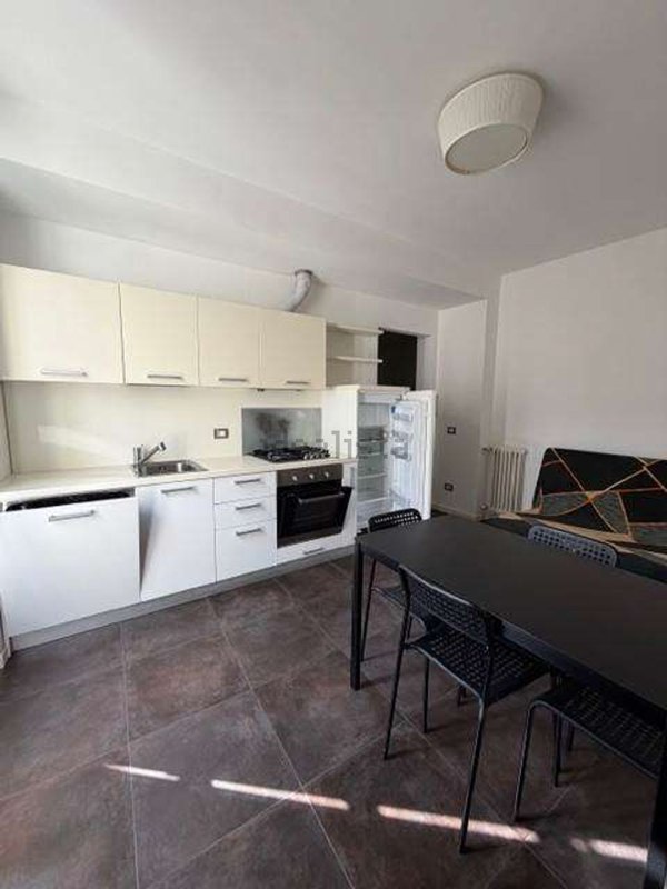 appartamento in affitto a Varese in zona Centro Città