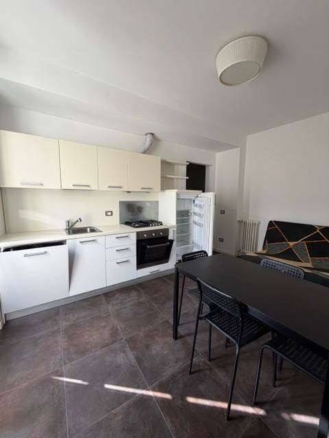 appartamento in affitto a Varese in zona Centro Città