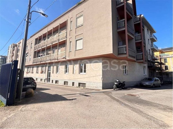 appartamento in affitto a Varese in zona Giubiano