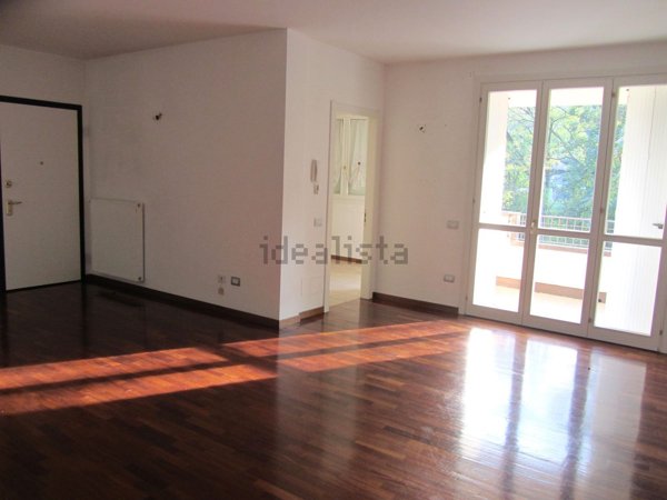 appartamento in affitto a Varese in zona Ippodromo