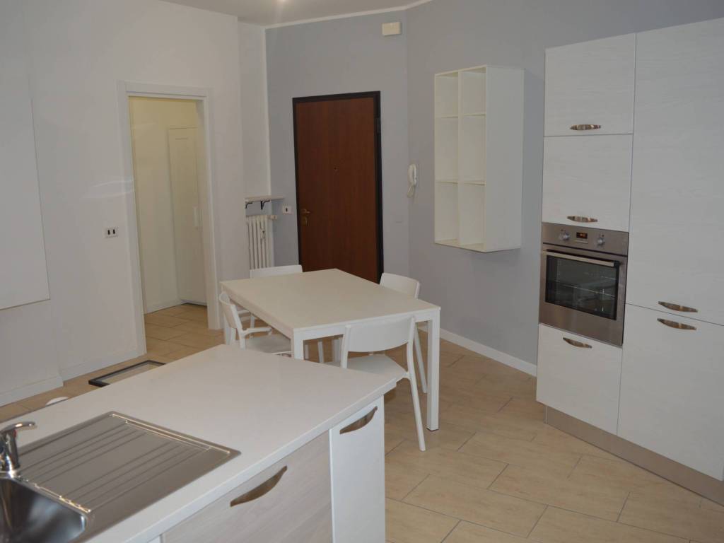 appartamento in affitto a Varese in zona Giubiano