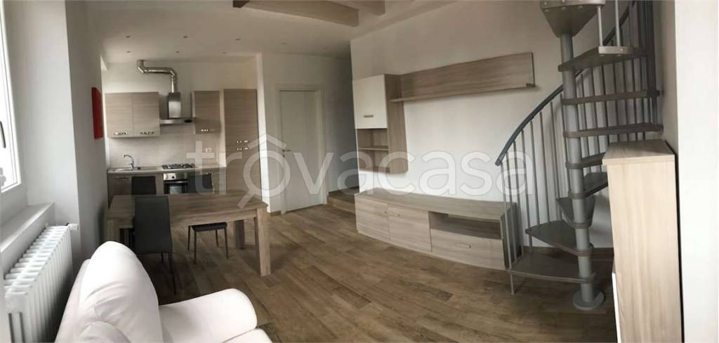 appartamento in affitto a Varese in zona Bosto