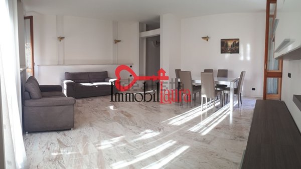 appartamento in affitto a Varese in zona Centro Città