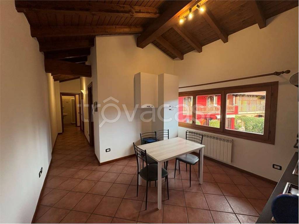 appartamento in affitto a Varese in zona Ippodromo