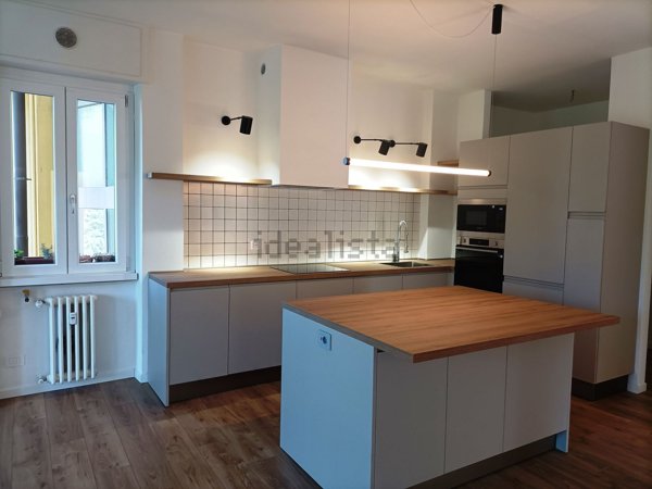 appartamento in affitto a Varese in zona Biumo