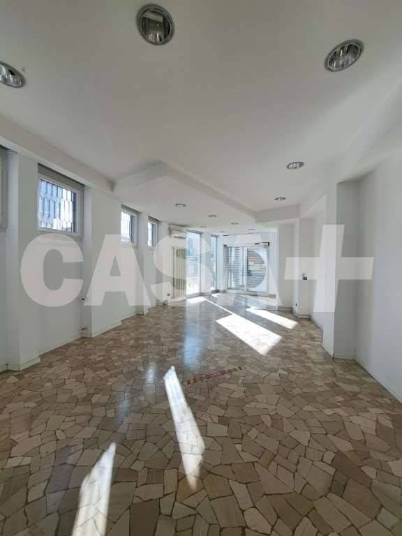 negozio in affitto a Varese in zona Viale Belforte