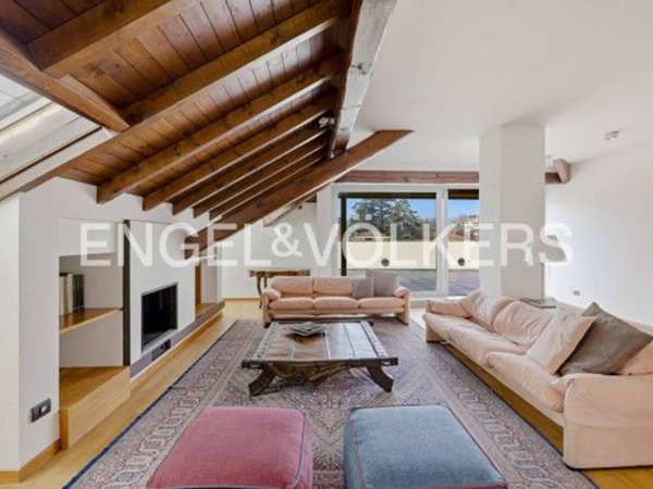 appartamento in affitto a Varese in zona Centro Città