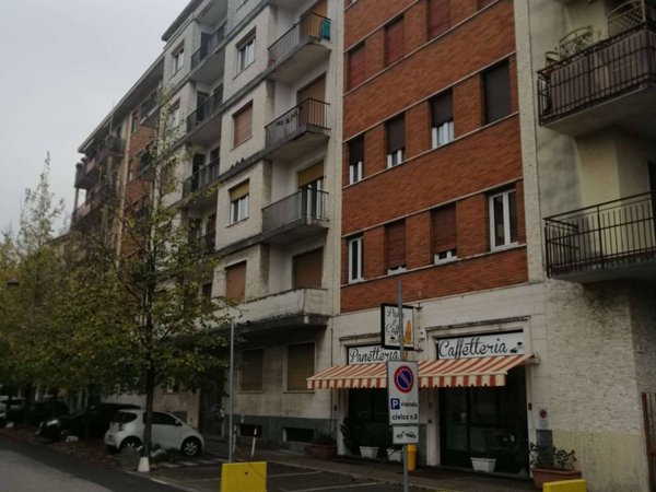 appartamento in affitto a Varese in zona Giubiano