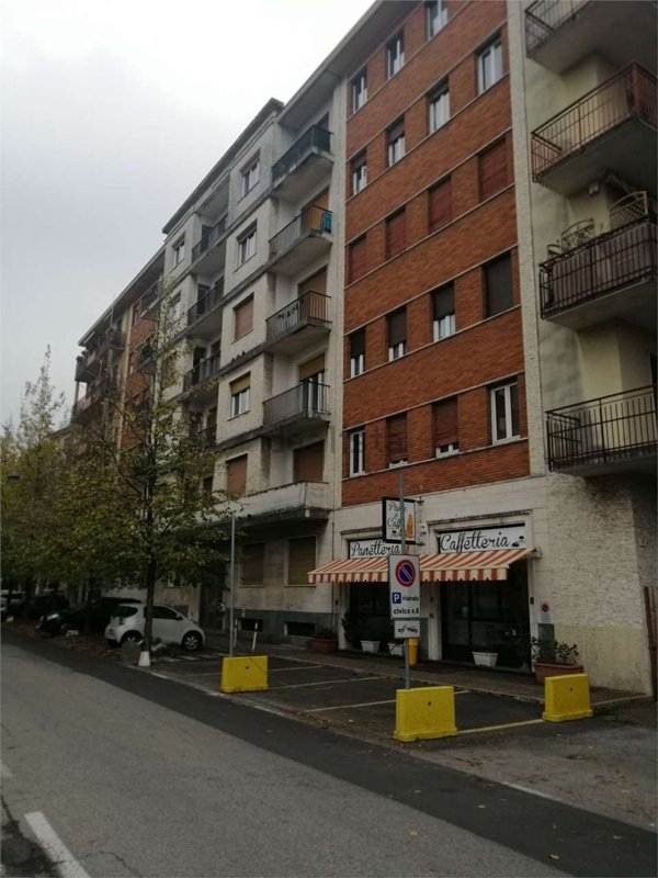appartamento in affitto a Varese in zona Giubiano