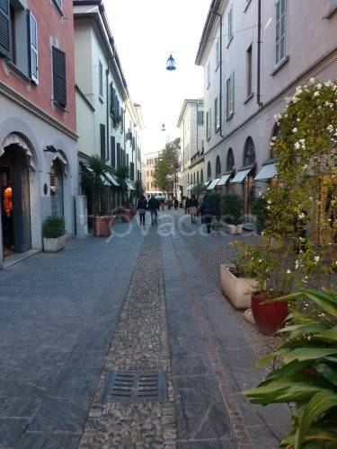 negozio in affitto a Varese in zona Centro Città