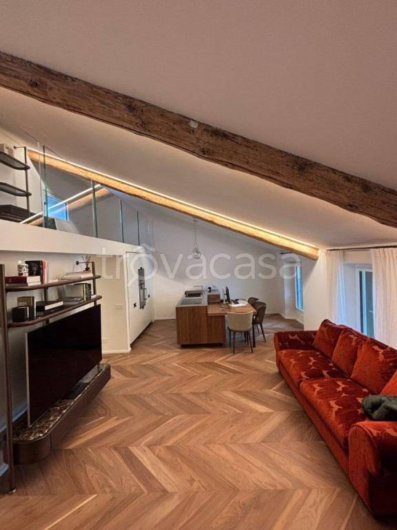 appartamento in vendita a Varese in zona Centro Città