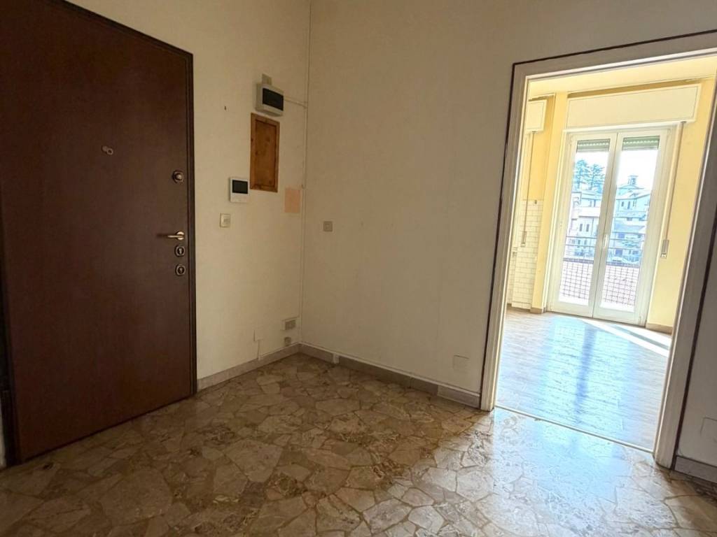 appartamento in affitto a Varese in zona Bosto