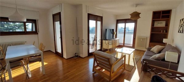 appartamento in affitto a Varese in zona Brunella