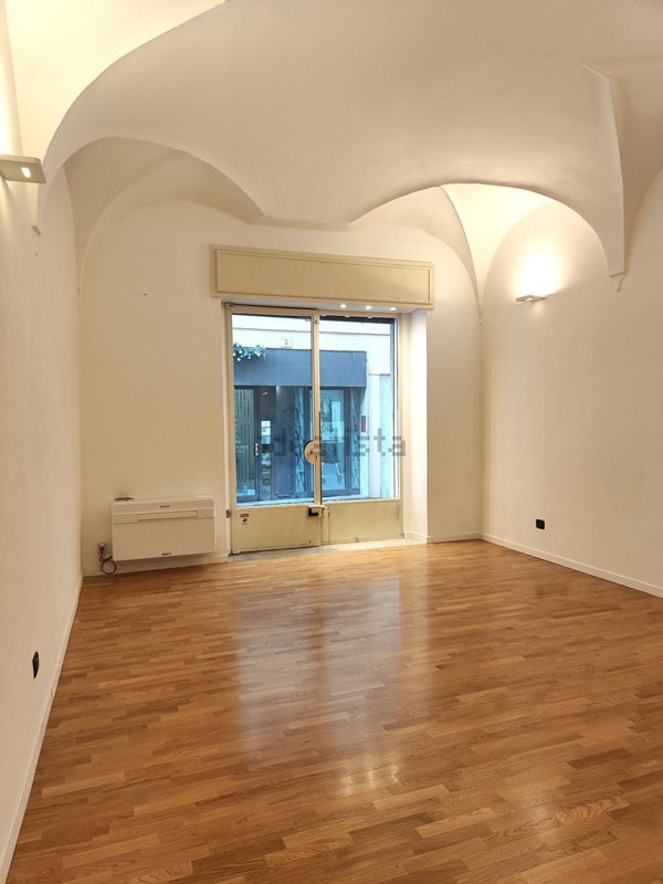 appartamento in affitto a Varese in zona Centro Città