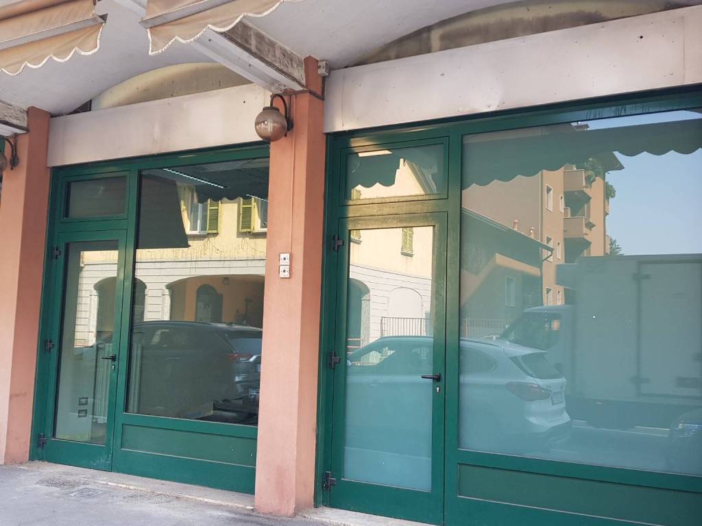 negozio in affitto a Varese in zona Masnago
