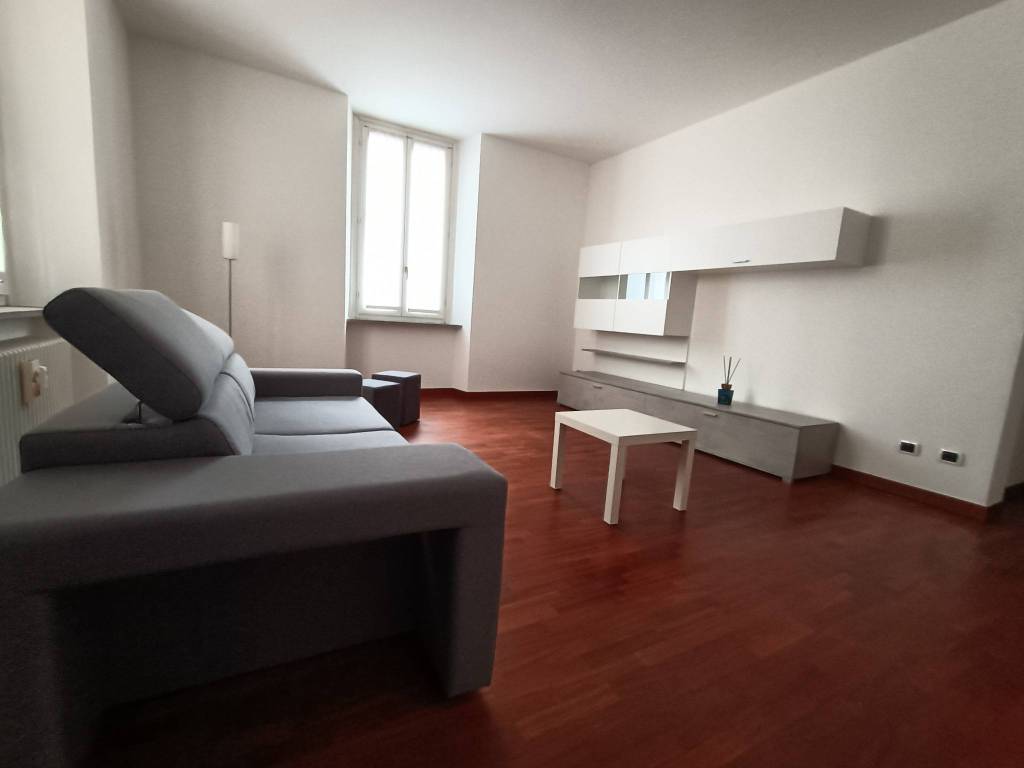 appartamento in affitto a Varese in zona Centro Città