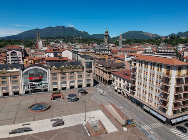 appartamento in affitto a Varese in zona Giubiano