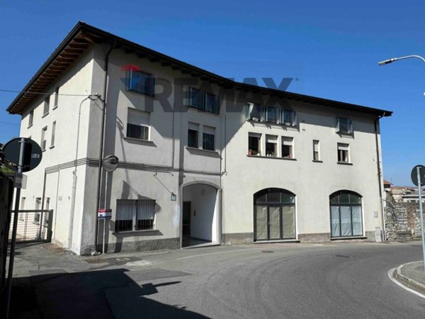 appartamento in affitto a Varese in zona Giubiano