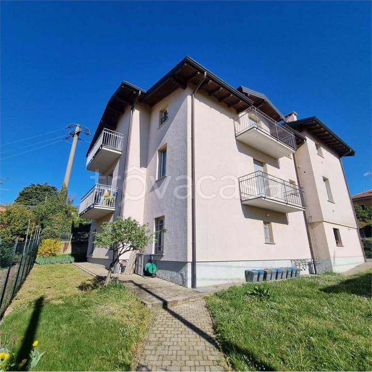 appartamento in affitto a Varese in zona Bizzozero