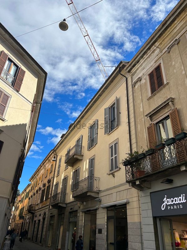 appartamento in affitto a Varese in zona Centro Città