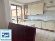 appartamento in affitto a Varese in zona Viale Aguggiari