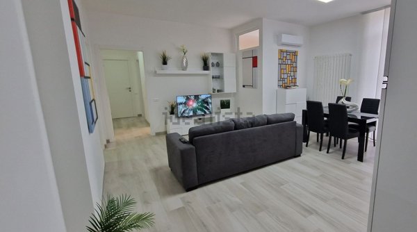 appartamento in affitto a Varese in zona Centro Città