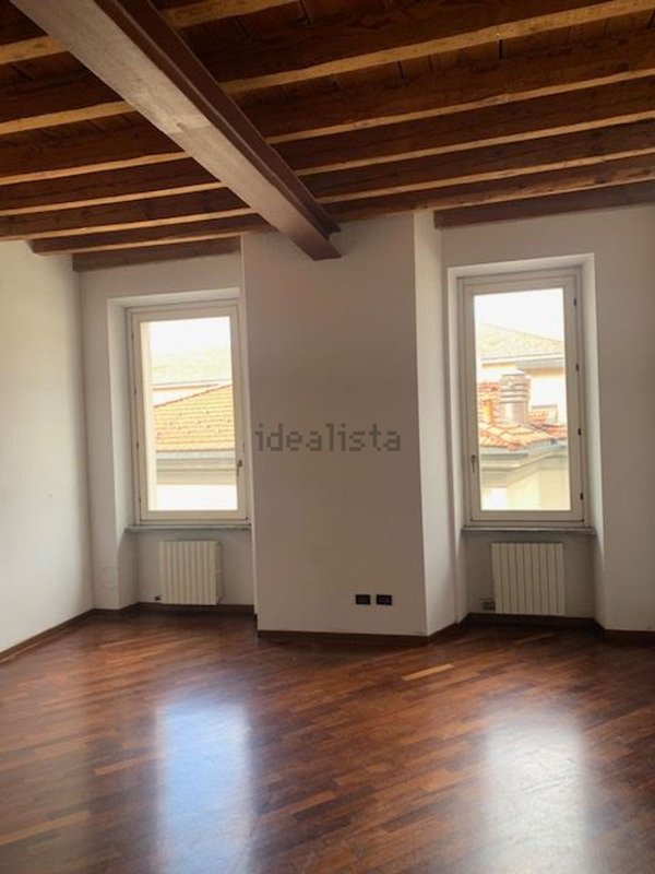 appartamento in affitto a Varese in zona Centro Città