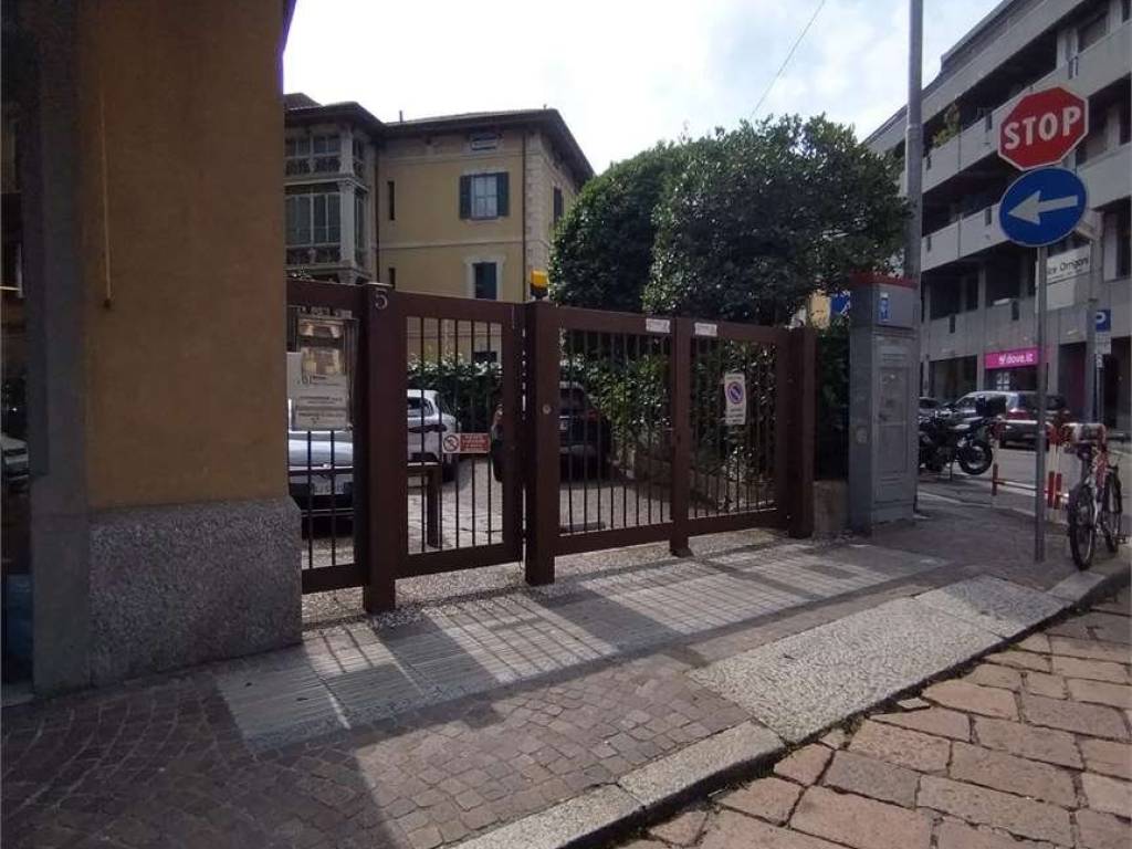 appartamento in affitto a Varese in zona Biumo