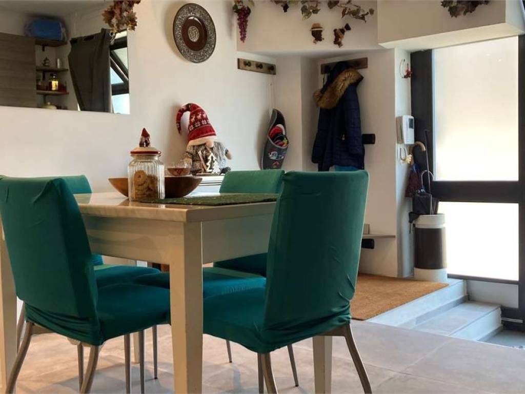 appartamento in affitto a Varese in zona Centro Città