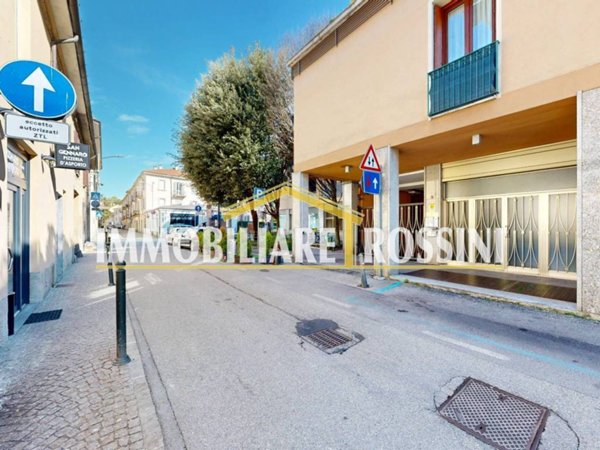 appartamento in affitto a Varese in zona Biumo
