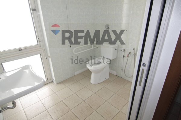 ufficio in affitto a Varese in zona Centro Città