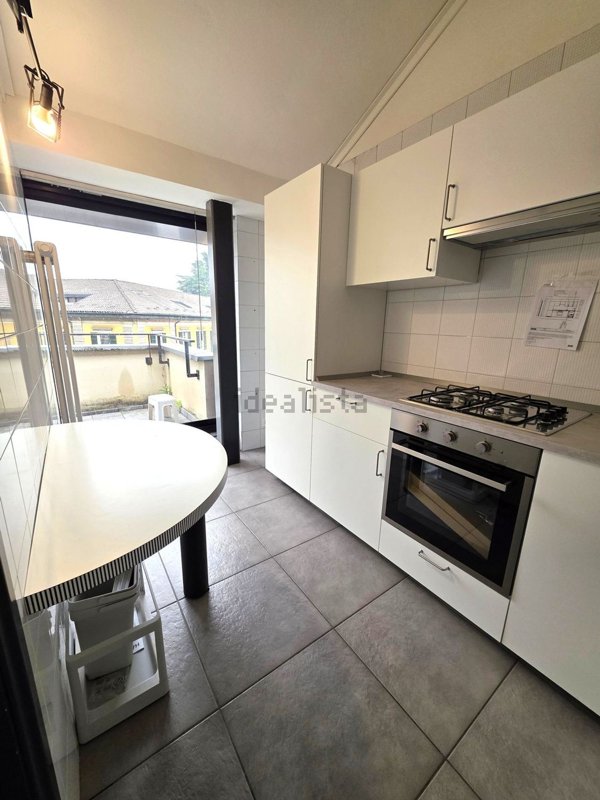 appartamento in affitto a Varese in zona Centro Città