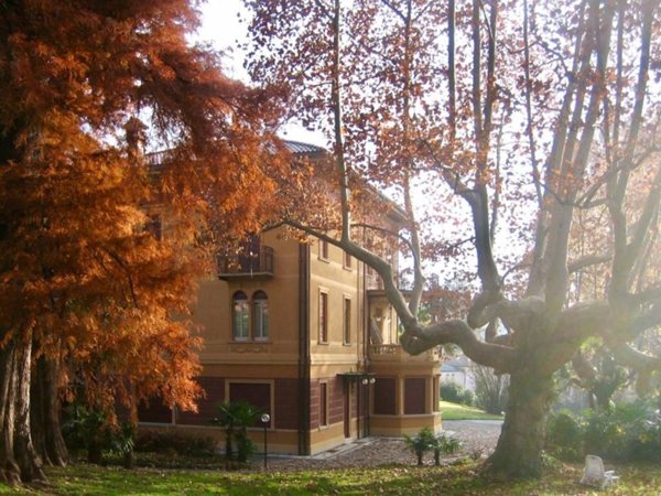 appartamento in affitto a Varese in zona Masnago