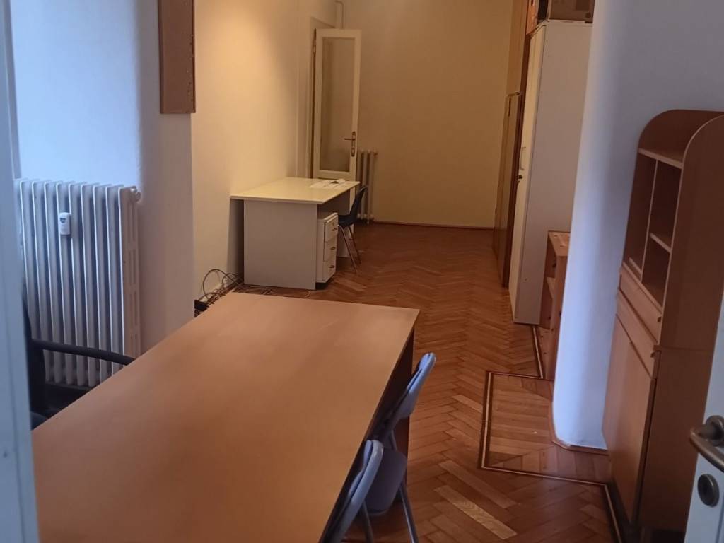 ufficio in affitto a Varese in zona Biumo