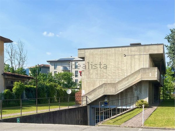 appartamento in affitto a Varese in zona Ippodromo