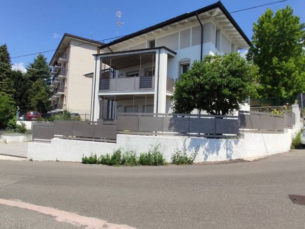 appartamento in affitto a Varese in zona Masnago