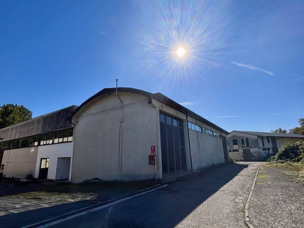 locale commerciale in affitto a Varese in zona Viale Belforte
