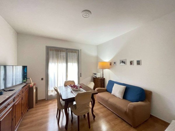 appartamento in affitto a Varese in zona Brunella