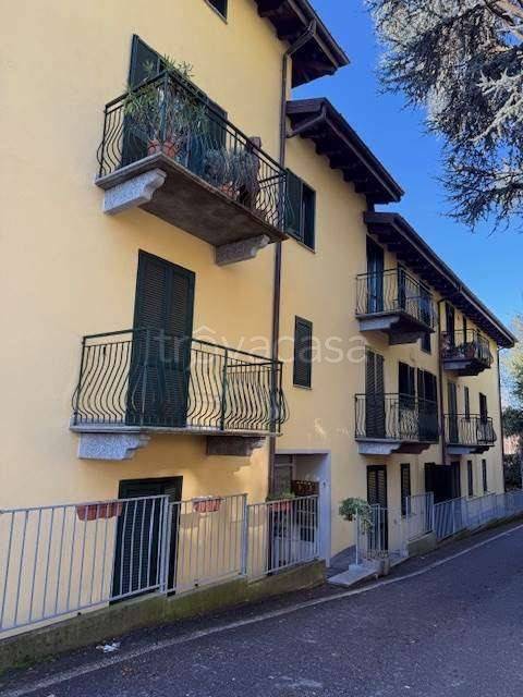appartamento in affitto a Varese in zona Casbeno