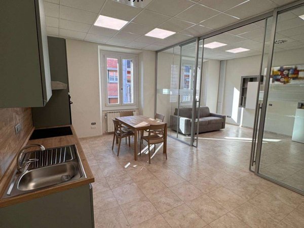 appartamento in affitto a Varese in zona Centro Città